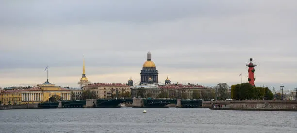 Какой маршрут выбрать для первого знакомства с городом за 2 дня